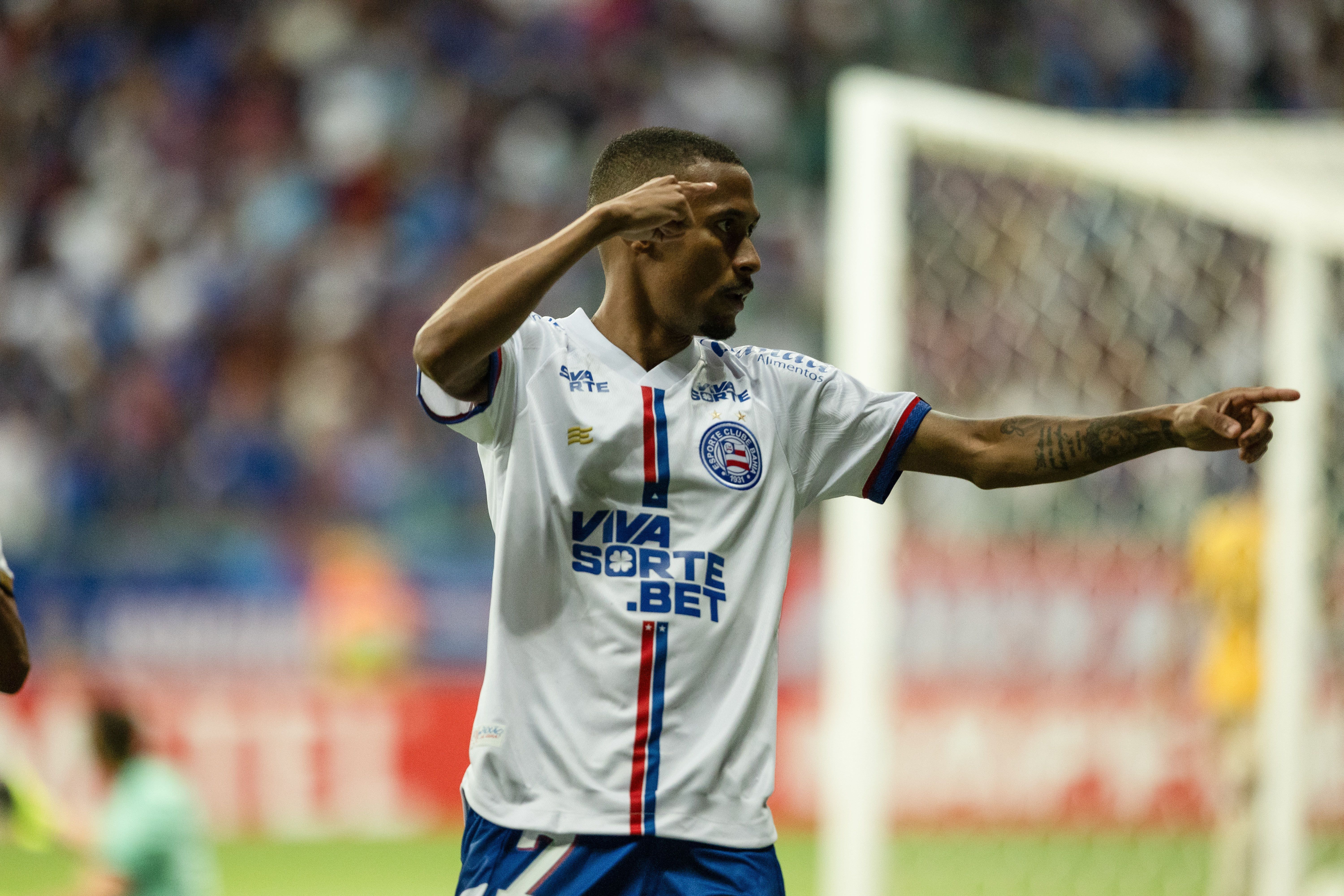 Ademir marca duas vezes, Bahia vence The Strongest e avança na Libertadores