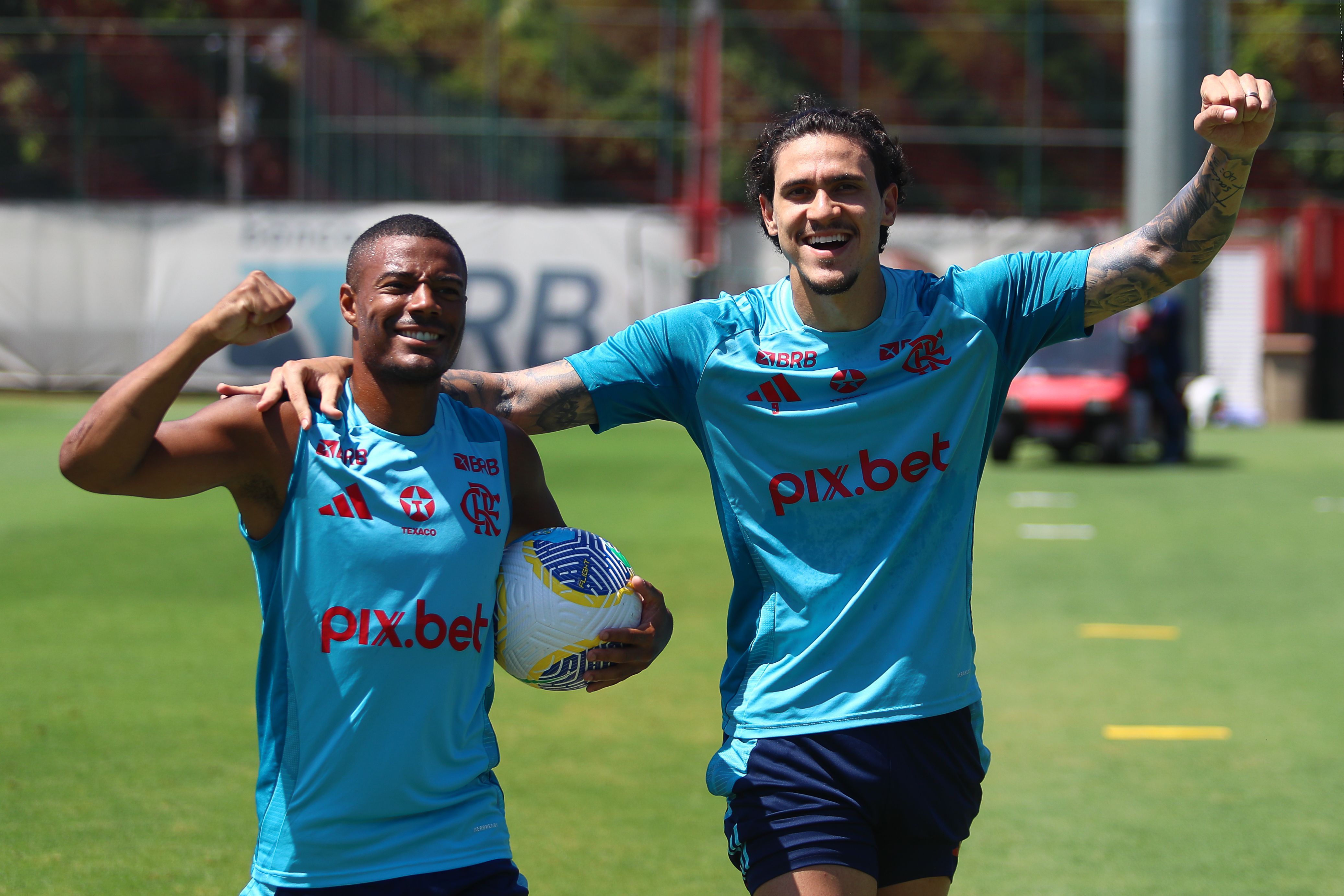 Cadê o De La Cruz? Filipe Luís explica situação do volante no Flamengo