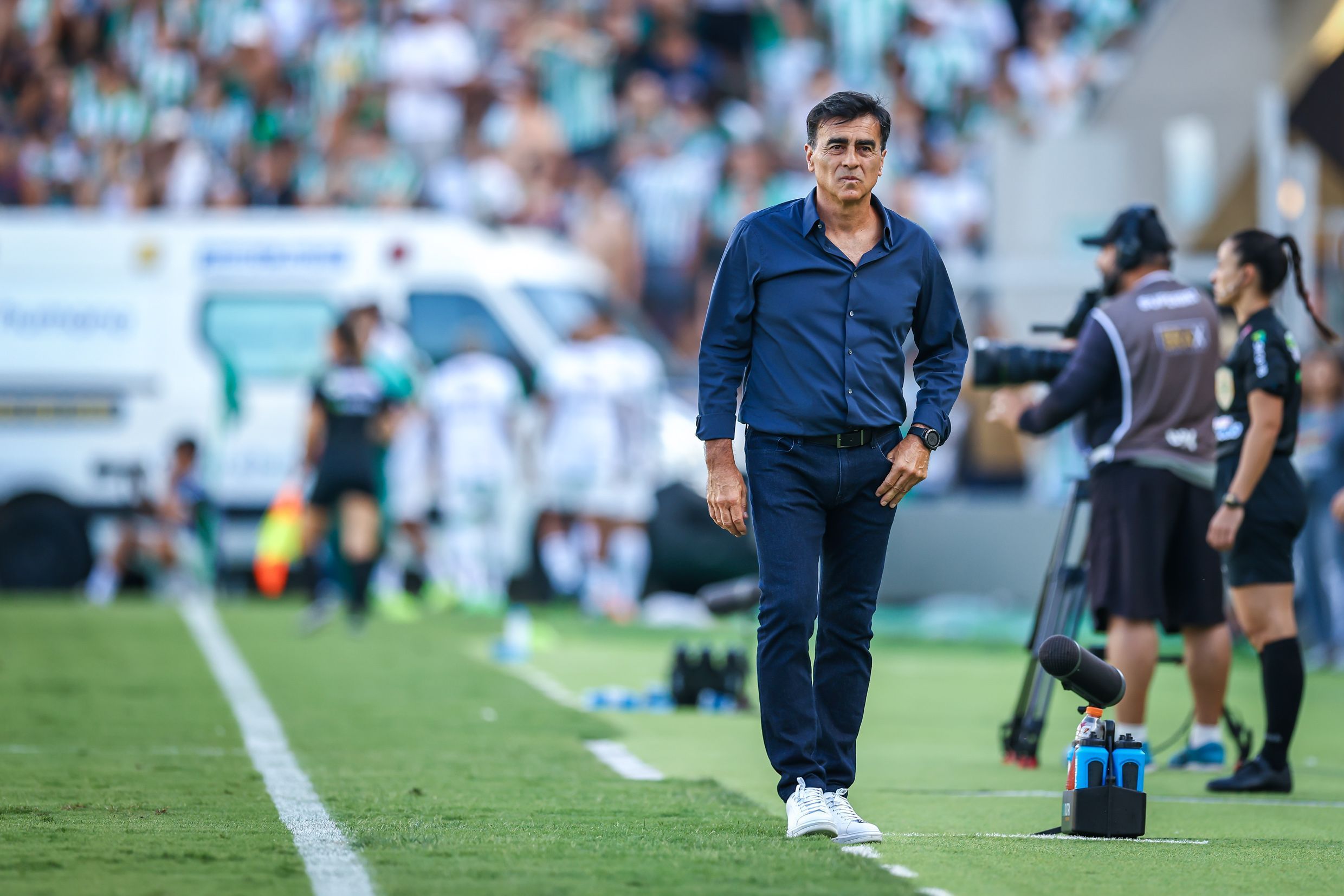 Quinteros reconhece erros do Grêmio e explica confusão na semifinal