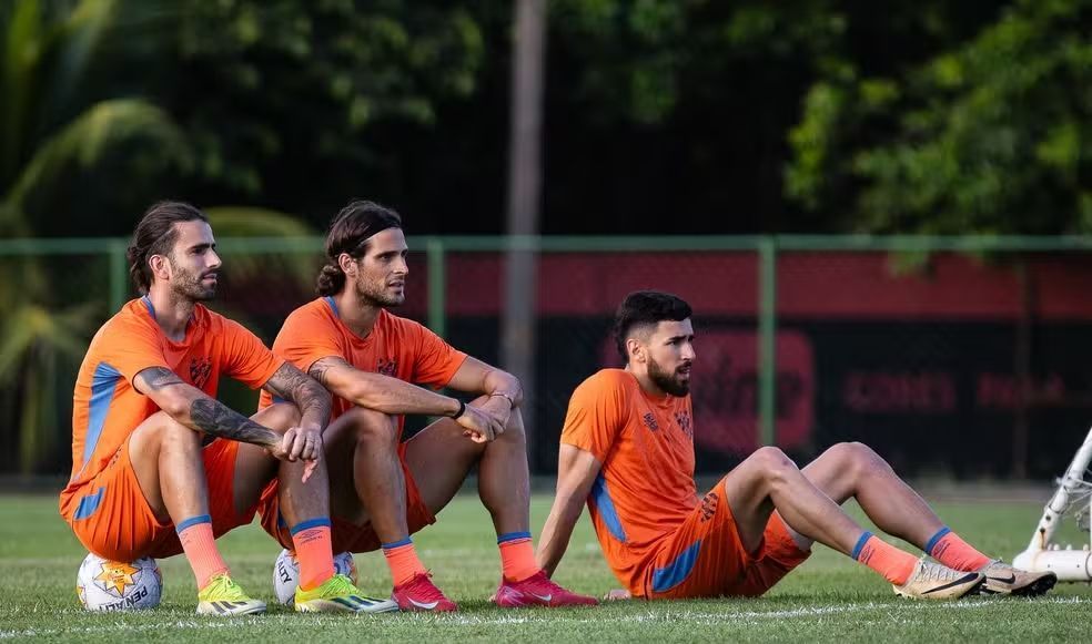 Legião portuguesa e pressão: o cenário do Sport antes de enfrentar o Cruzeiro