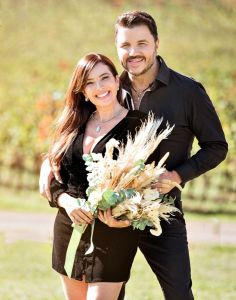 Maurício Manieri e a esposa Izabelle Stein