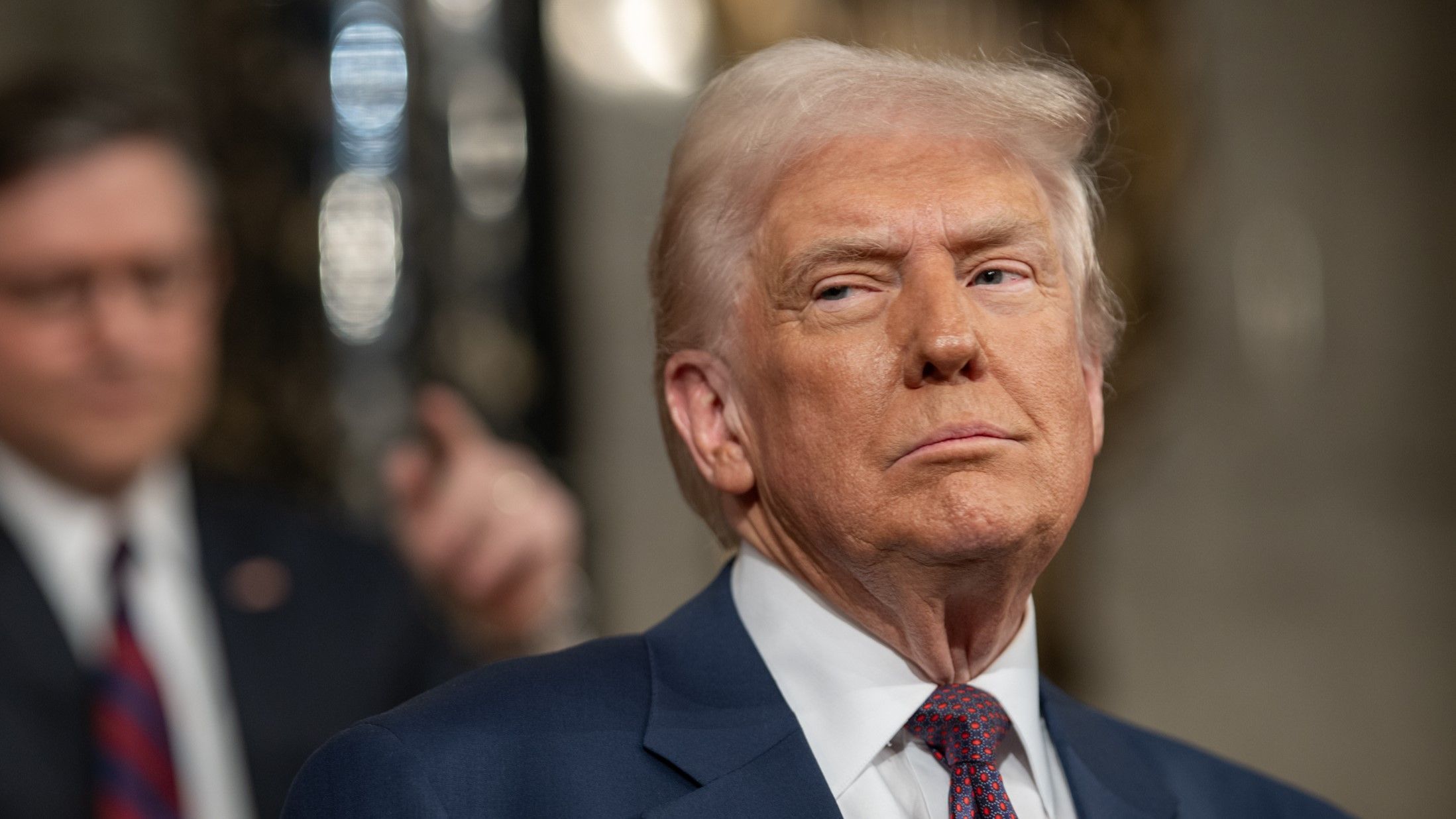 Trump diz que dará dinheiro para imigrantes que saírem voluntariamente dos EUA