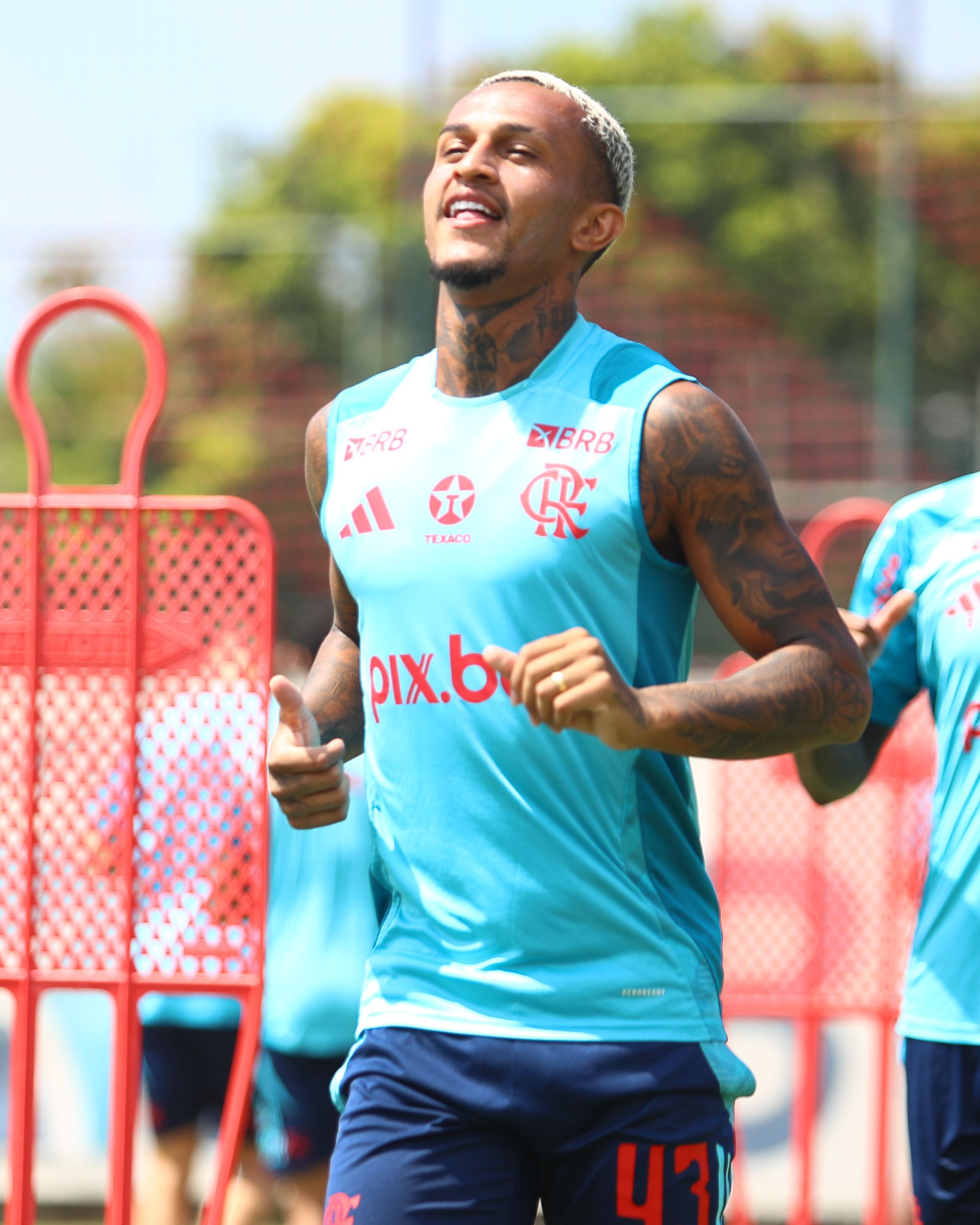 Wesley é convocado pela primeira vez, e Flamengo tem mais três na Seleção