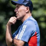 Jardim observa valências de laterais do Cruzeiro em jogos-treino