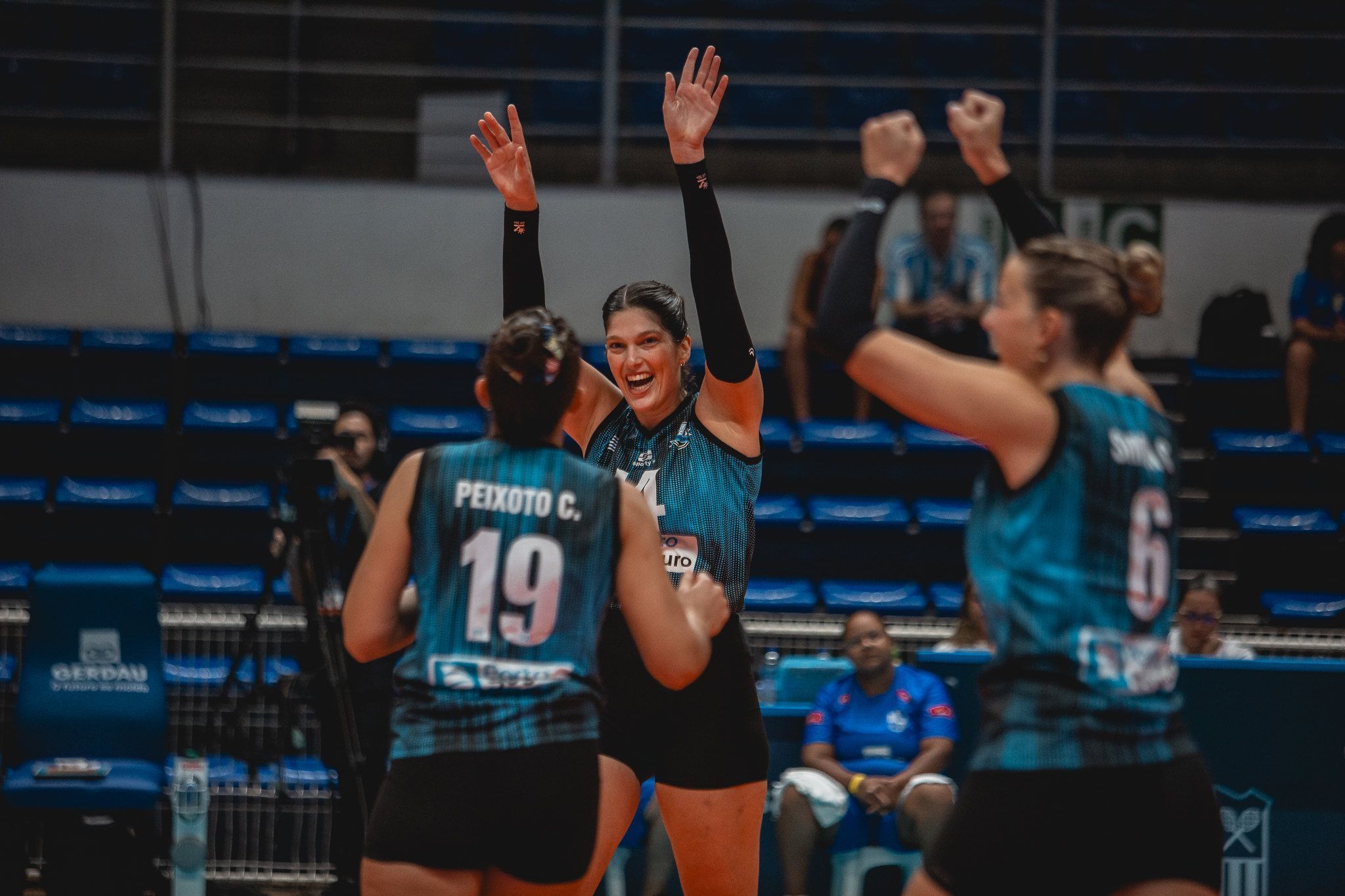 Atlético Barbato vence San Martín-BOL pelo Sul-Americano de Vôlei Feminino