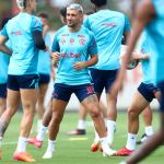 Escalação do Flamengo: Filipe Luís tem dúvida no ataque contra o Fluminense