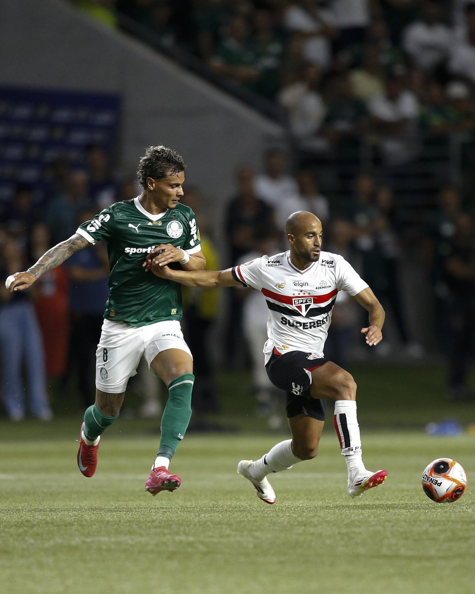 Lucas e Alan Franco sofrem lesões após clássico entre São Paulo e Palmeiras