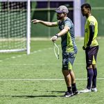 Titular do América participa de treino e pode ser novidade na finalíssima do Mineiro