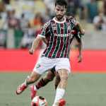 Fluminense acerta a renovação de contrato de Martinelli por mais um ano