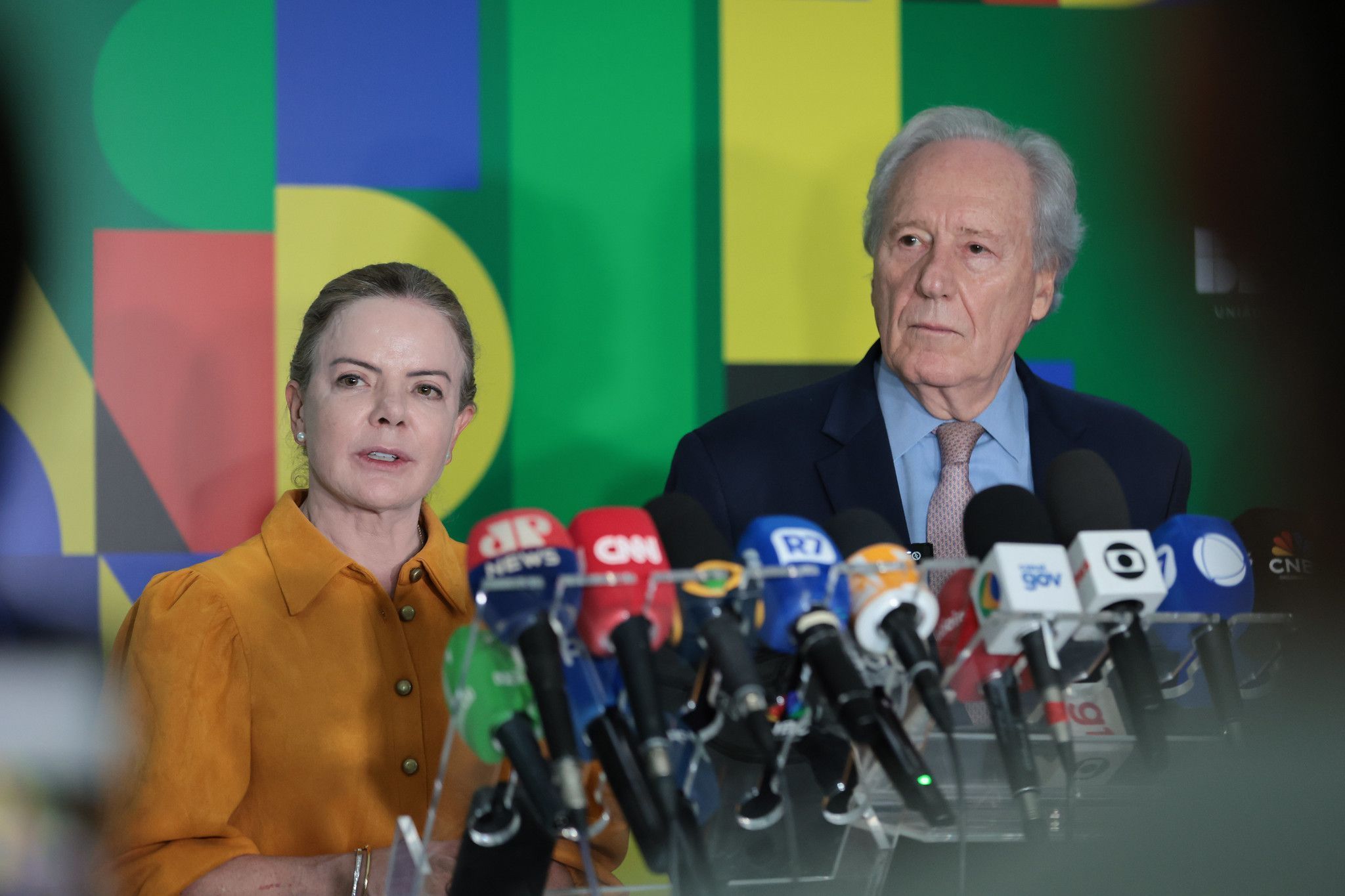 Lula pede ajuda de ex-governadores para aprovar projetos de segurança no Congresso