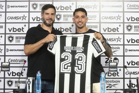 Santiago Rodríguez - Reforço do Botafogo