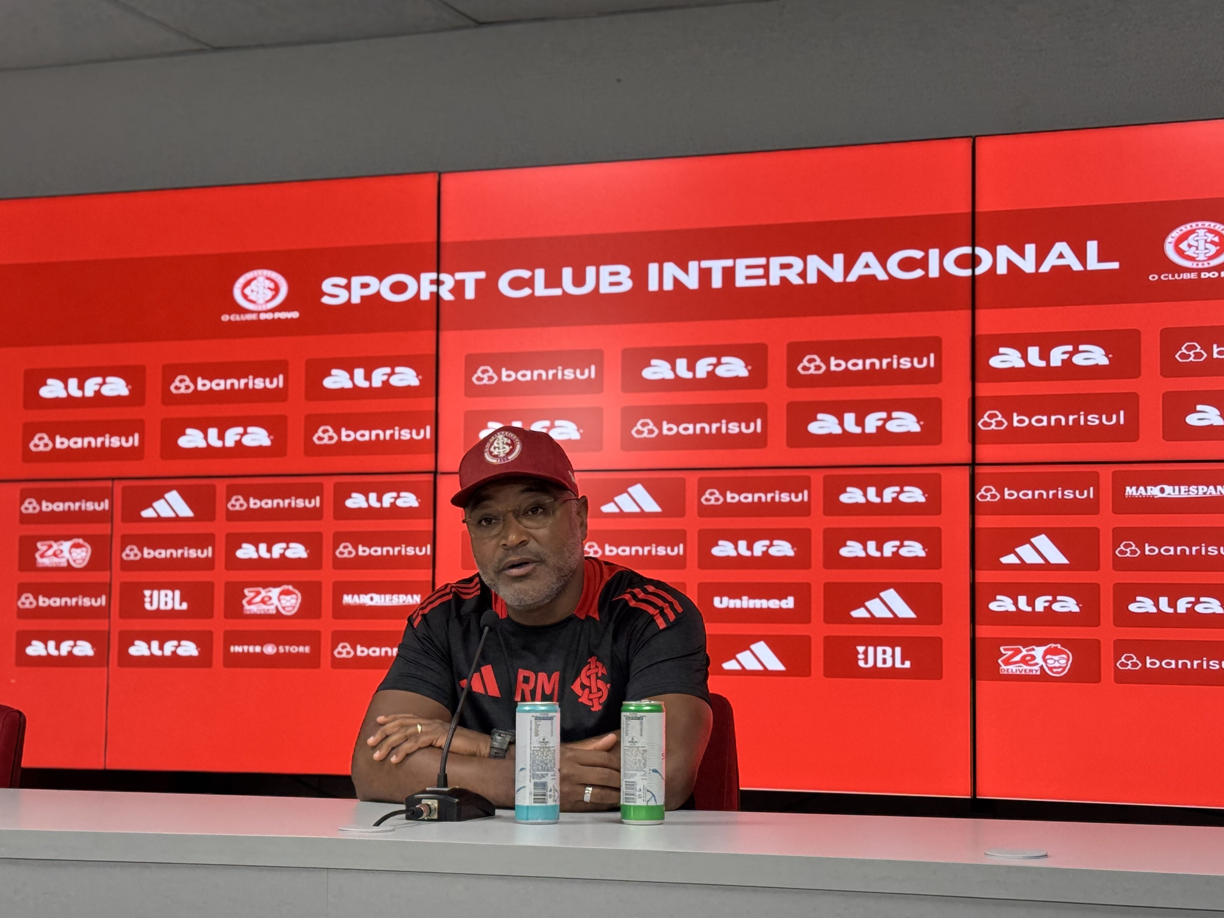 Roger Machado lamenta caso de racismo contra Luighi, do Palmeiras
