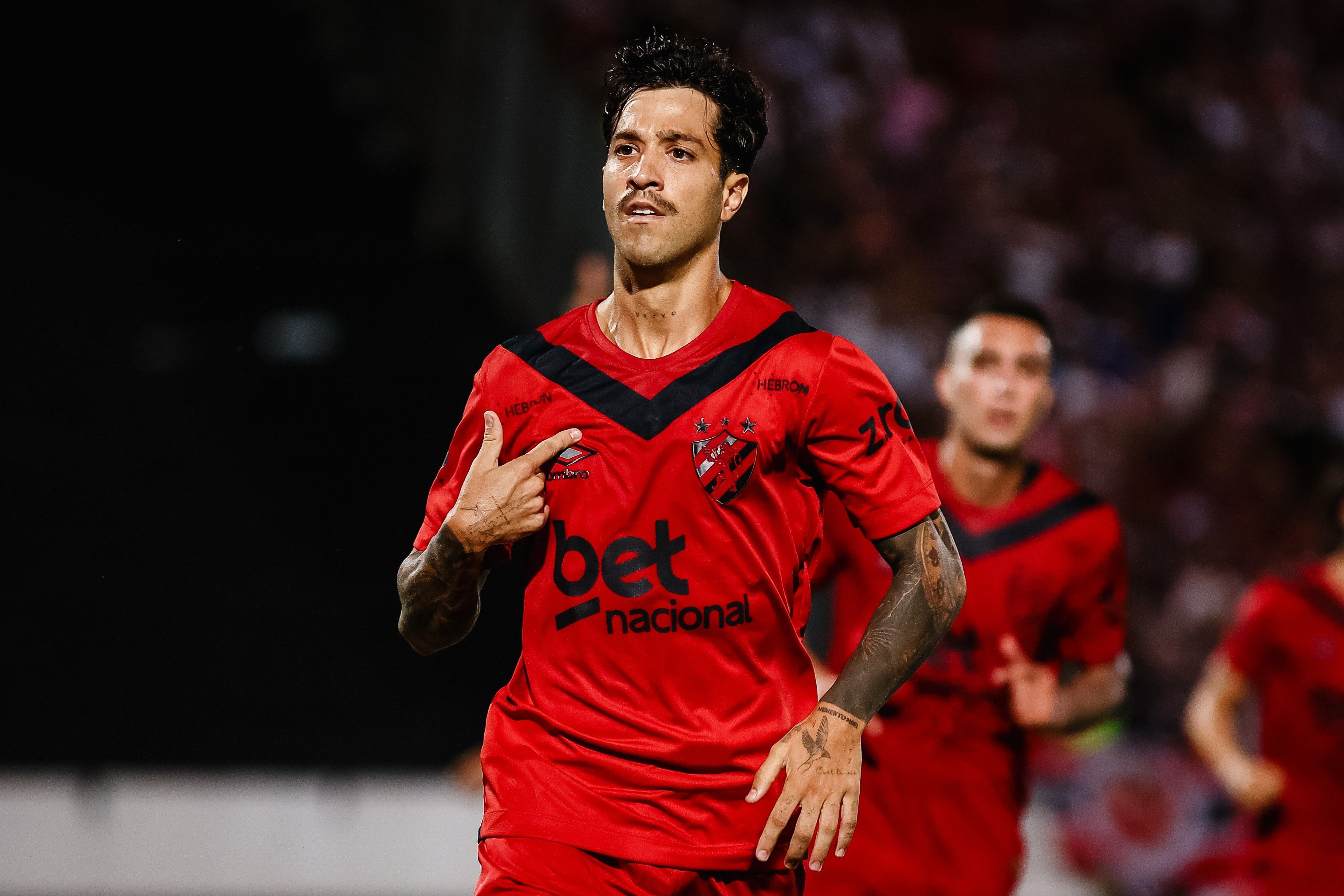 Gol em clássico e final: Fabricio Domínguez abre o jogo sobre momento no Sport