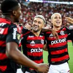 Atacante do Flamengo desabafa e cita Mano Menezes: 'Vou continuar vencendo'