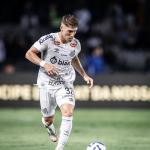 Reforço do Santos agrada internamente e gera dúvida em Caixinha