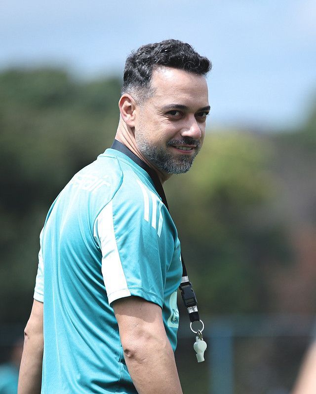 Jonas Urias, do Cruzeiro, relembra momento inusitado com comandante da Seleção Brasileira
