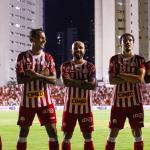 Náutico bate América-RN e segue na briga pelo mata-mata da Copa do Nordeste