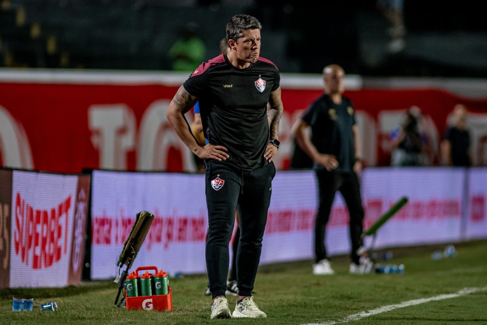 Guia do Brasileirão 2025: elenco, tabela e objetivos do Vitória