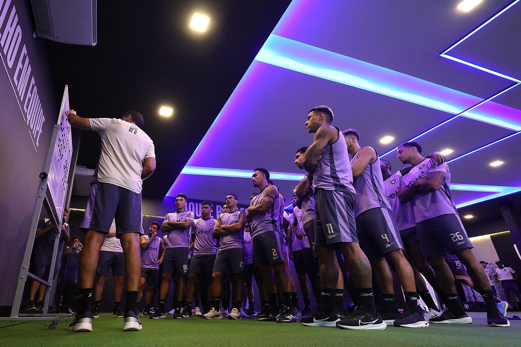 Elenco do Botafogo abre o jogo sobre início de trabalho com Renato Paiva