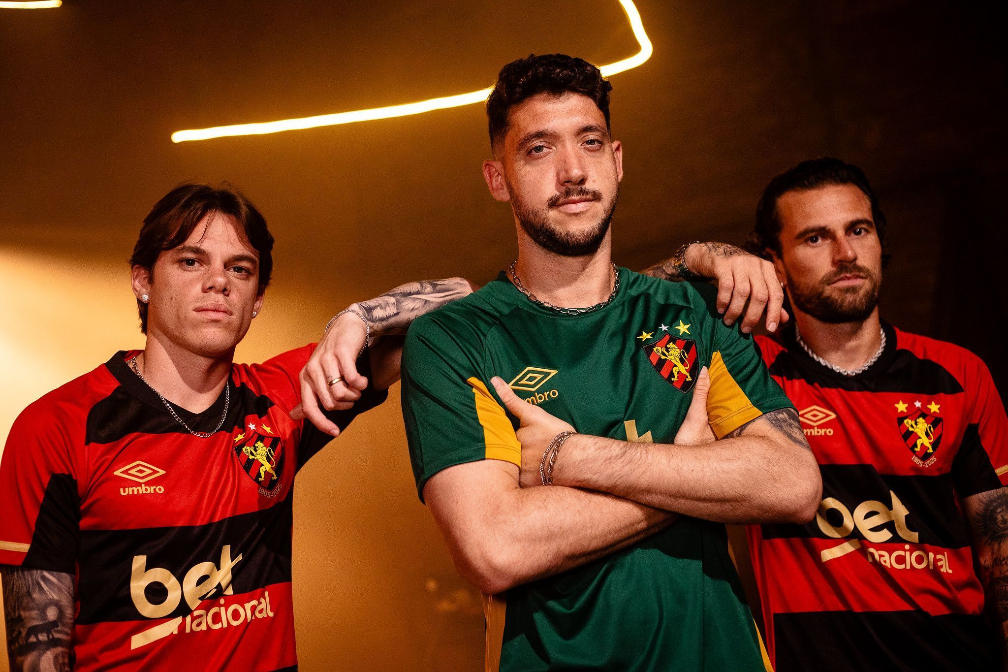 Sport e Umbro apresentam nova camisa em comemoração aos 120 anos de clube
