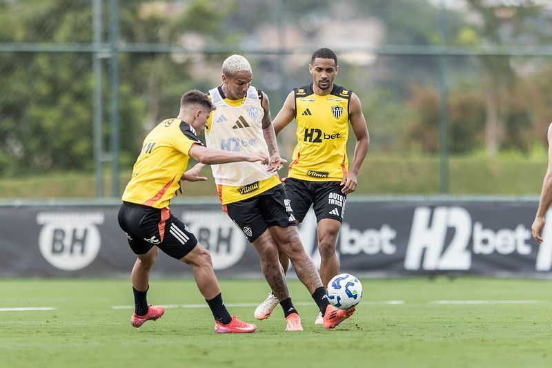 Atlético impõe condição para possível saída de Deyverson para o Fortaleza