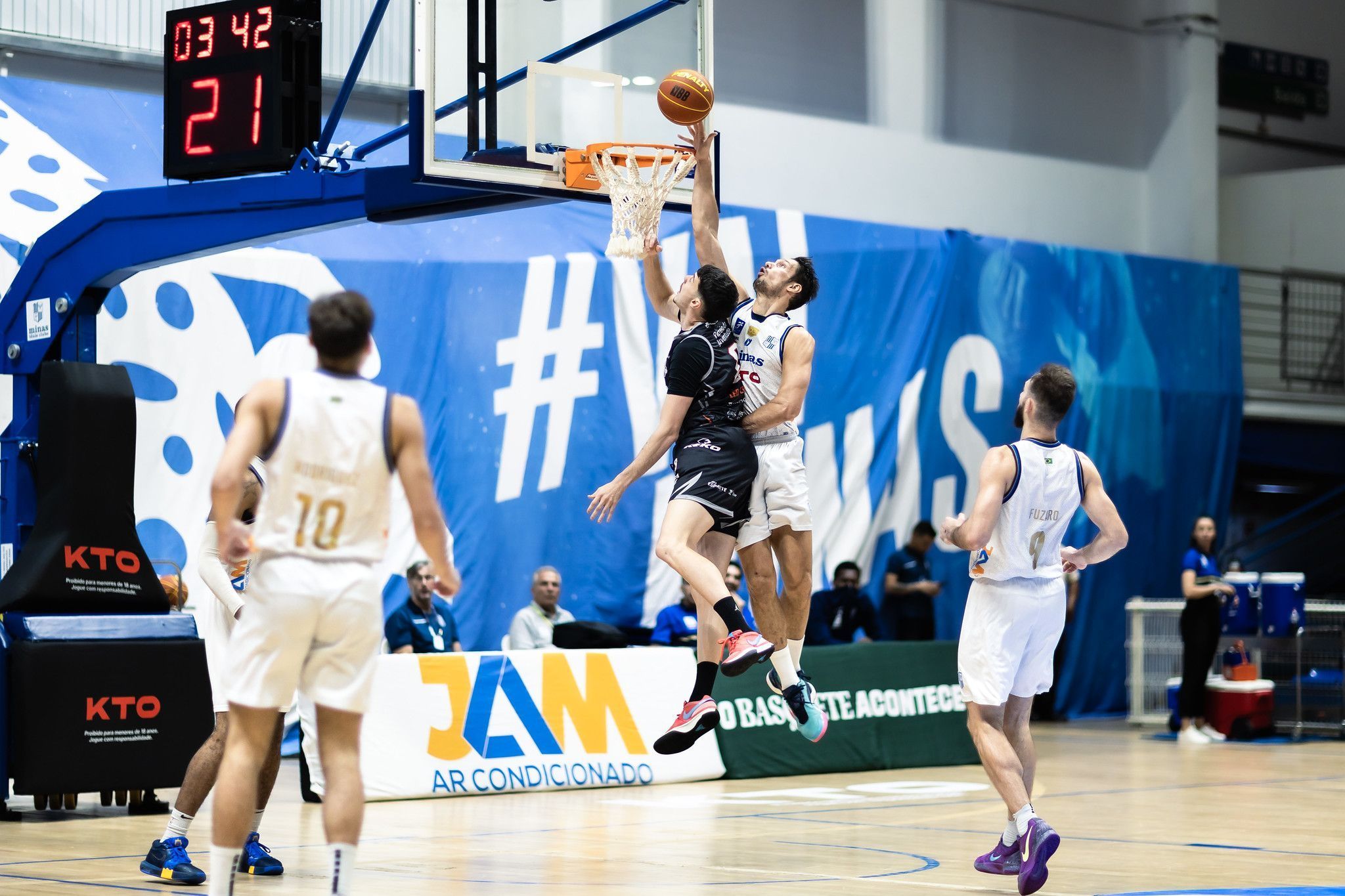 Sem sustos, KTO Minas vence Caxias e mantém liderança do NBB
