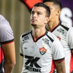 Vitória anuncia rescisão de contrato com atacante; saiba detalhes