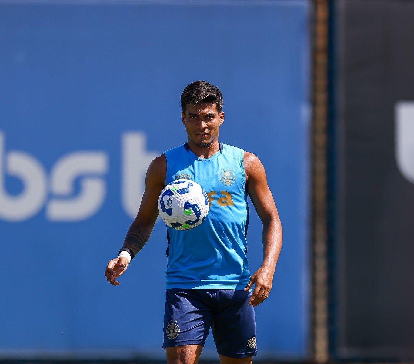 Escalação do Grêmio: Quinteros promove mudanças para encarar o Sportivo Luqueño