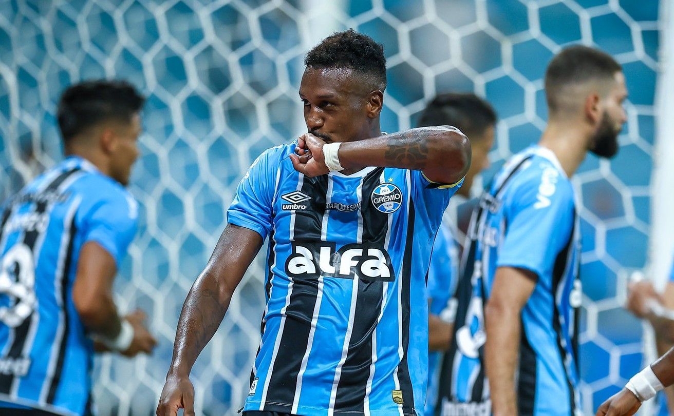 Edenilson manda recado após gol no Atlético pelo Grêmio