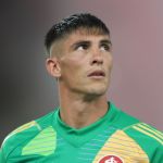 Inter informa lesão de Rochet; goleiro foi submetido a cirurgia