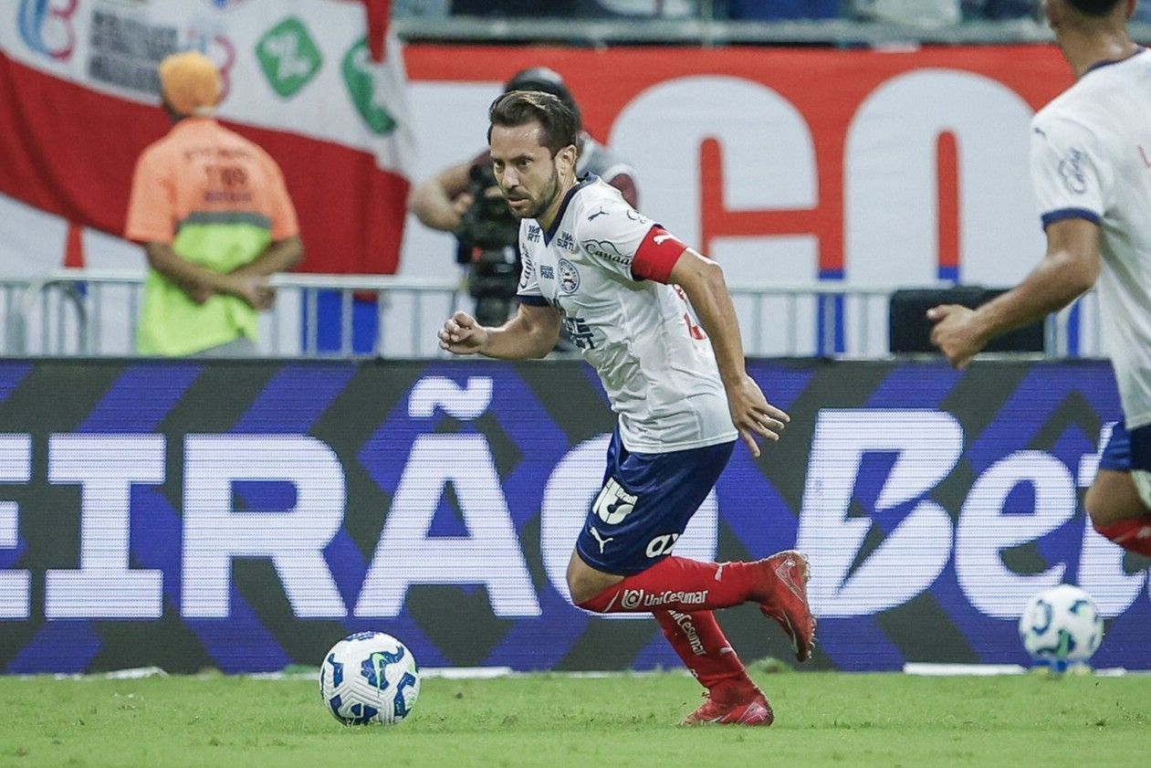 'Imune' no Cruzeiro, Everton Ribeiro é expulso pela primeira vez com o Bahia
