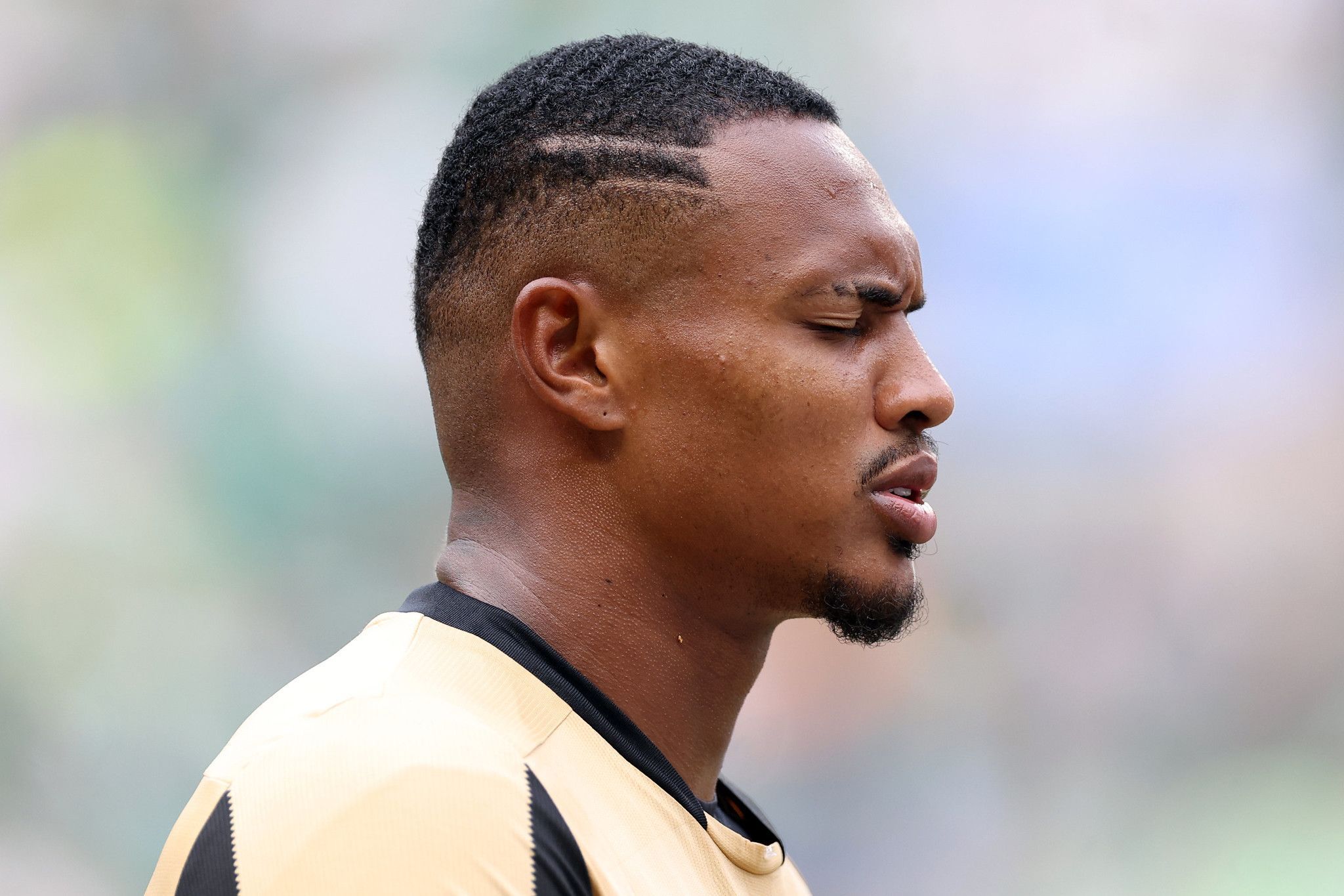 Botafogo valoriza legado de goleiros negros e anuncia renovação de John
