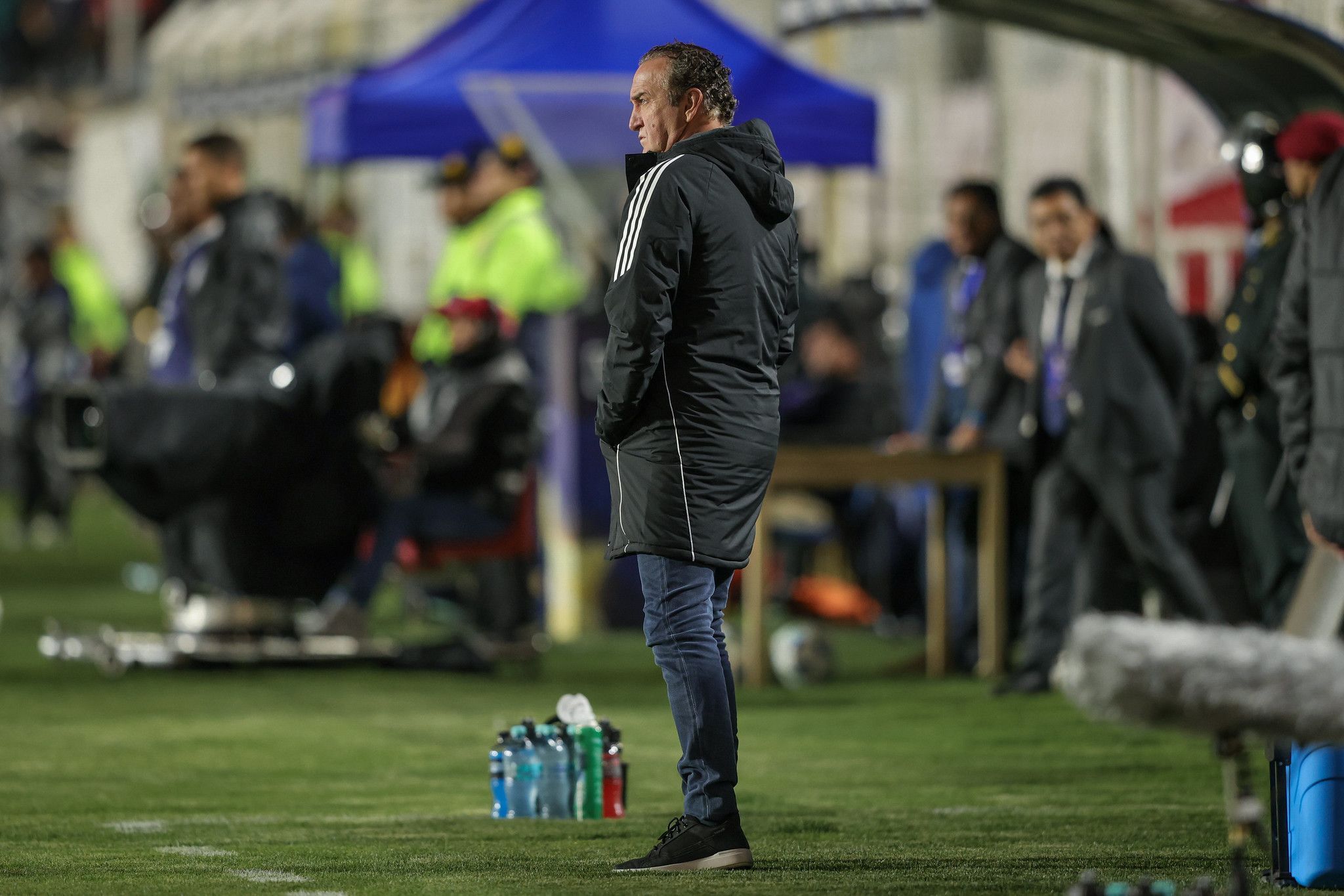 Cuca rasga elogios a jogador do Atlético e manda recado à torcida