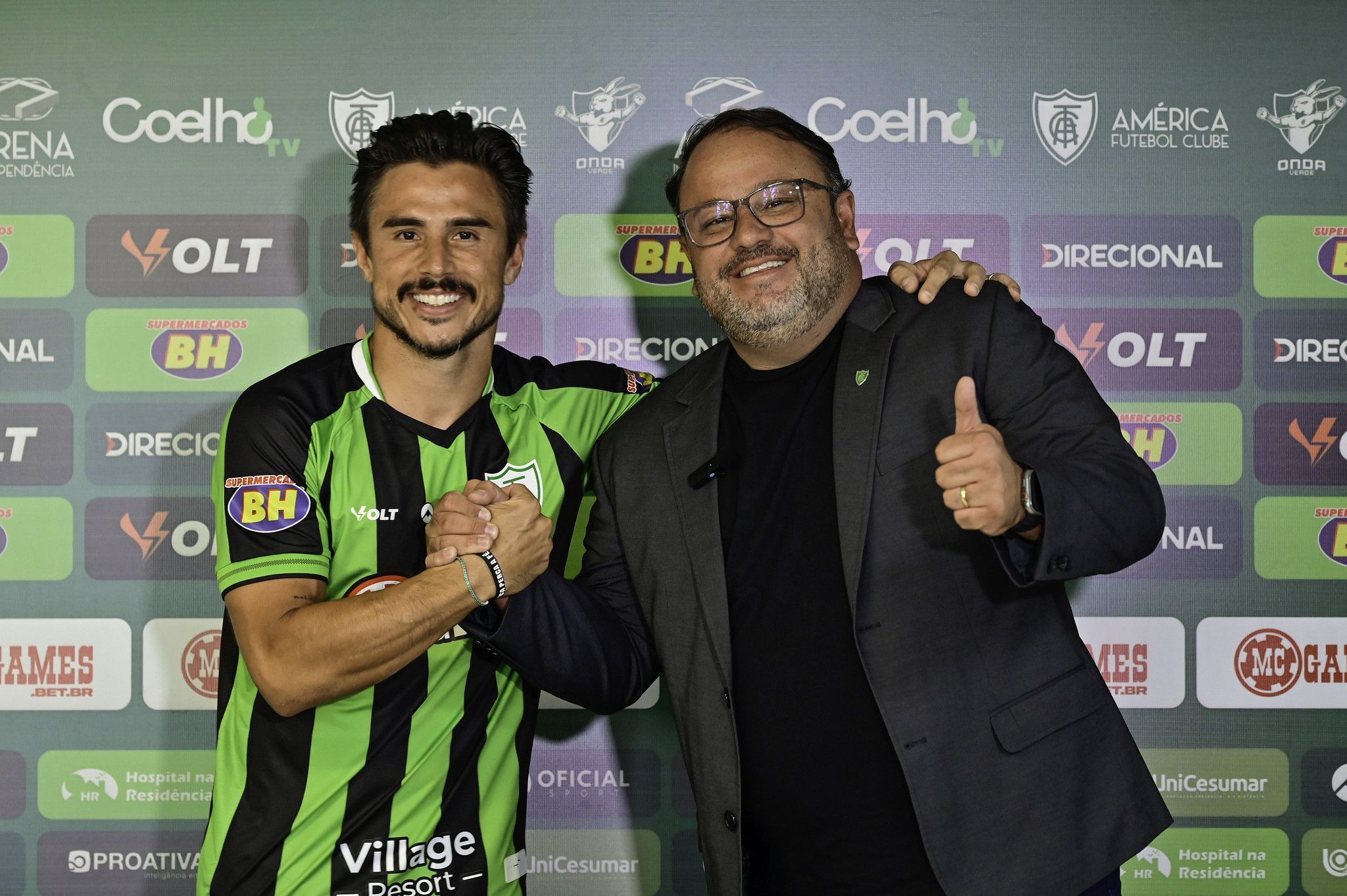 Willian Bigode cita ambições pelo América e diz como pode ajudar 'garotos' do elenco