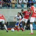 Bahia e Inter fazem bom jogo e empatam na estreia da Libertadores