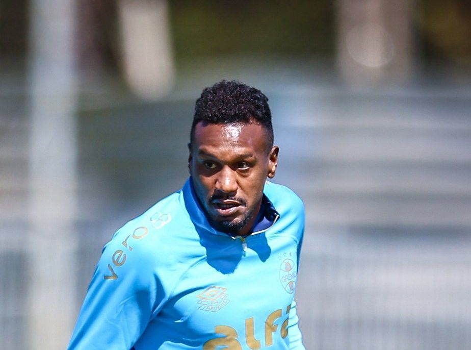 Edenilson, do Grêmio, entra na Justiça contra o Inter, diz jornalista