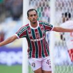 Na estreia de Renato, Fluminense marca no fim e vence o Bragantino pelo Brasileiro