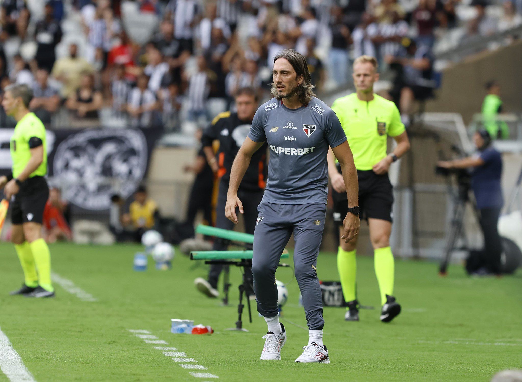 São Paulo perde 'pilares' em sequência intensa na temporada