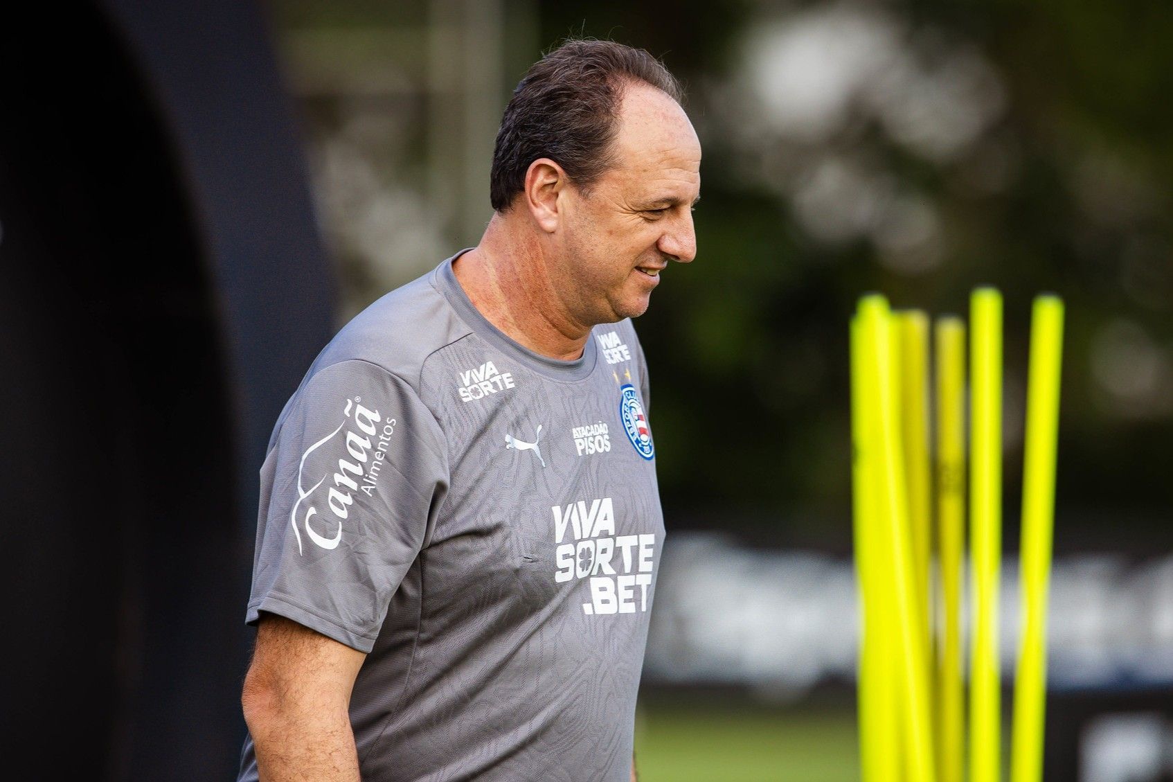 De Manga a Higuita: Rogério Ceni valoriza Dia do Goleiro e comenta posição no Bahia