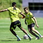 Meia do América se aproxima de retorno após quase um ano, mas tem futuro incerto