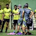 Titular do América volta a treinar com o grupo e deve ser opção pela Série B