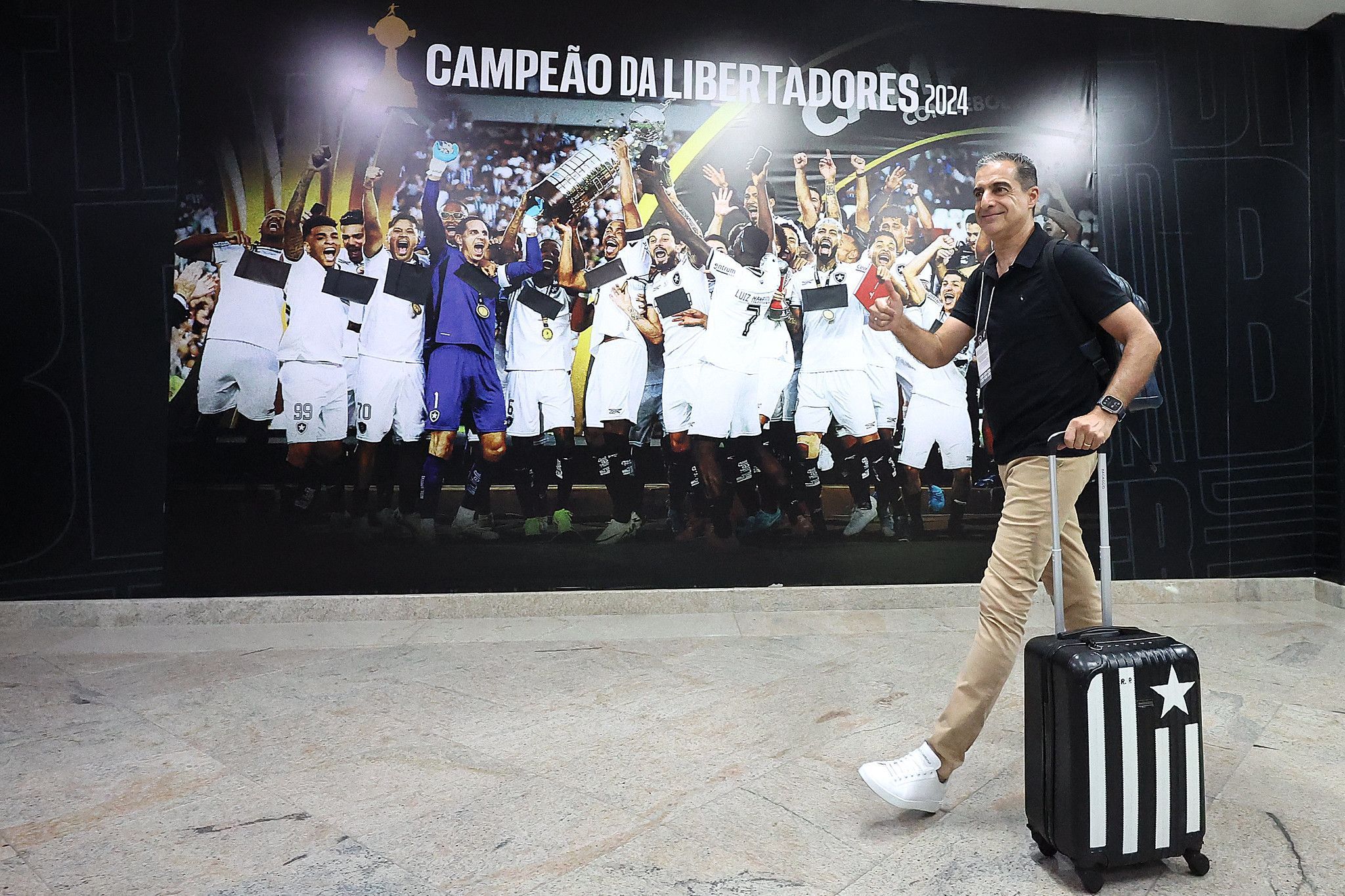 Botafogo x Carabobo: Paiva surpreende em formação para jogo da Libertadores