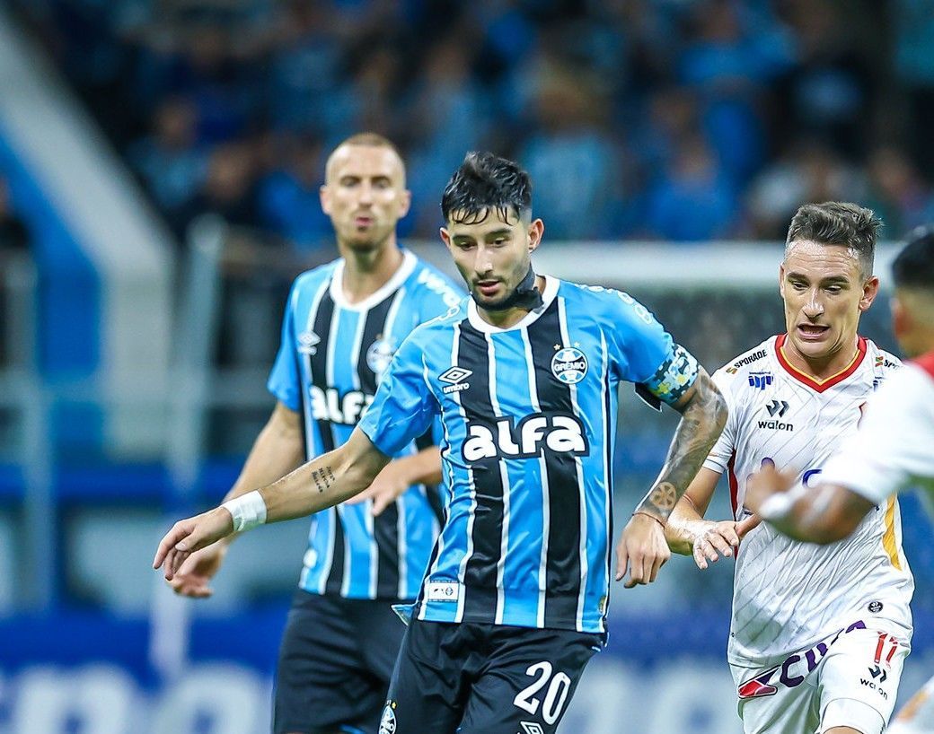 Após críticas, Villasanti indica que grupo do Grêmio está 'fechado' com Quinteros