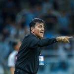 Quinteros dispara contra críticas após vitória do Grêmio: 'Não entendo o drama'