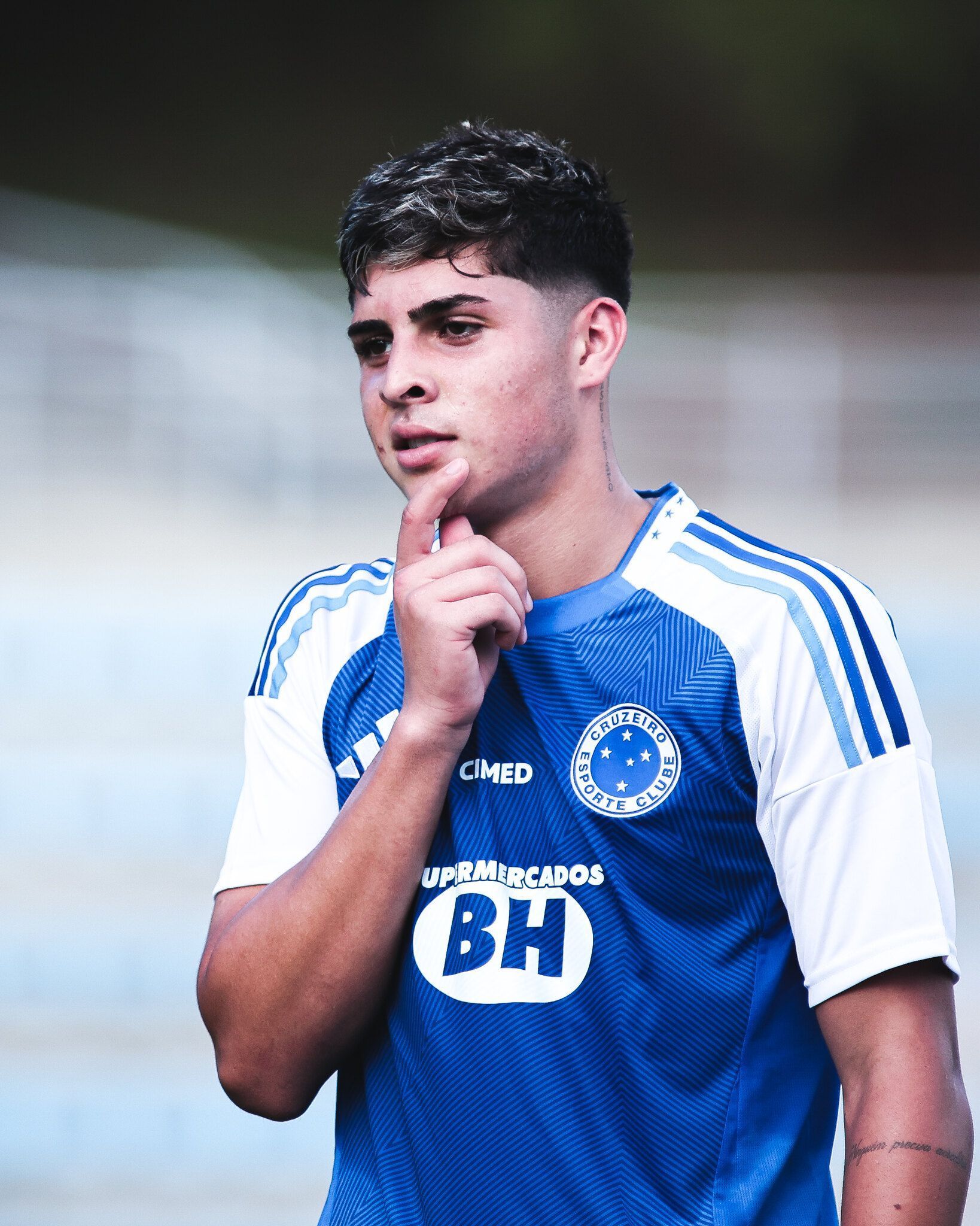 Joia do Cruzeiro, Cauan Baptistella assina contrato com a Nike