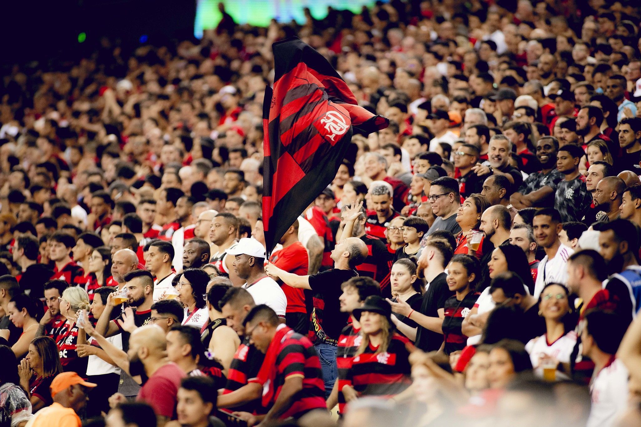 Flamengo lança novo programa de sócio-torcedor; veja valores e benefícios