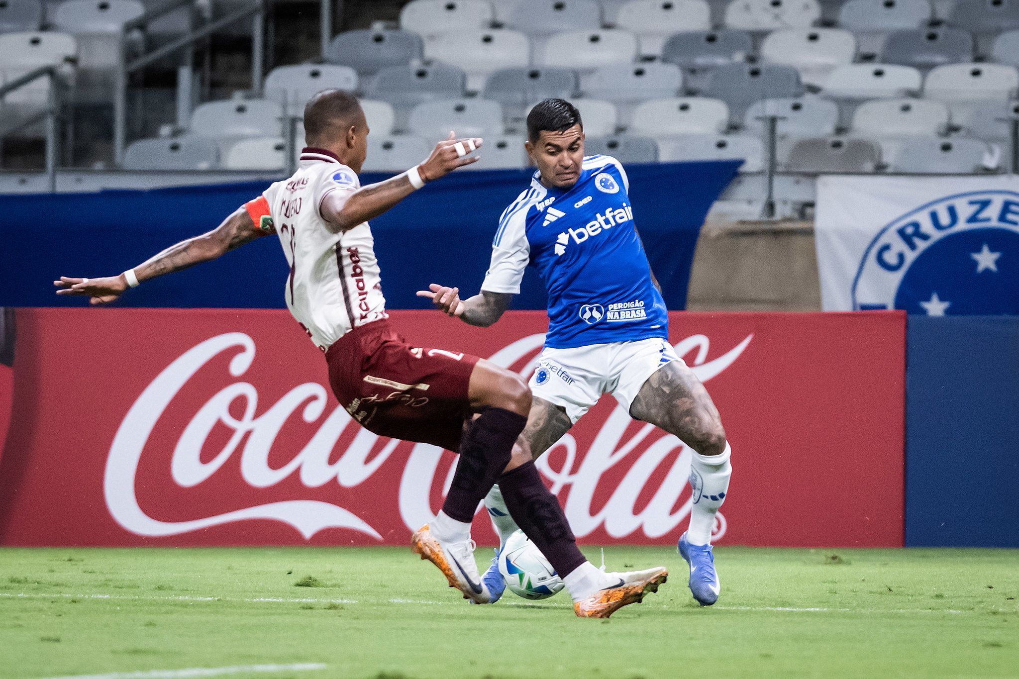 Cruzeiro fecha rodada na lanterna do Grupo E da Sul-Americana; veja classificação