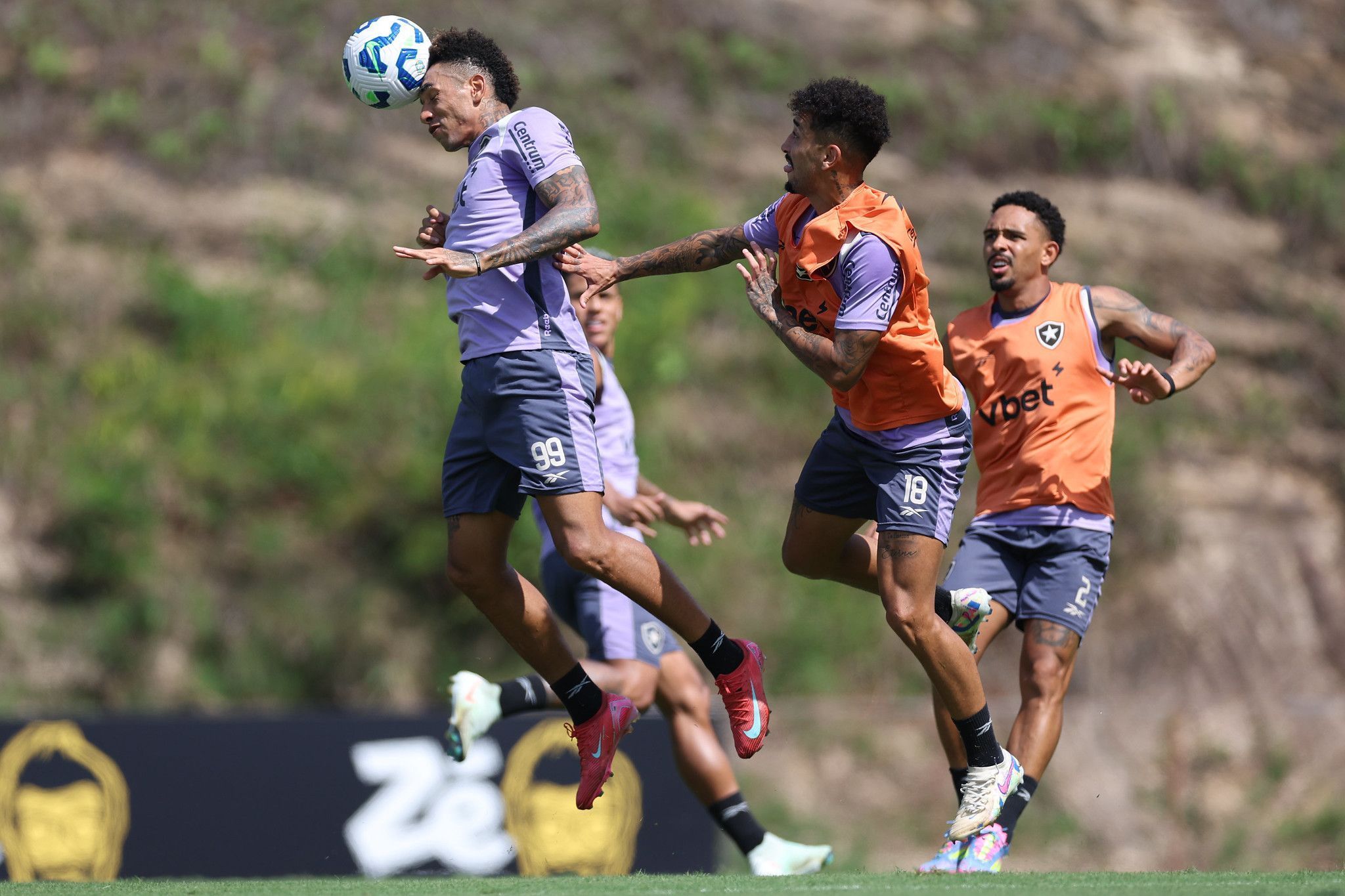 Escalação do Botafogo: Igor Jesus volta ao time contra o Bragantino