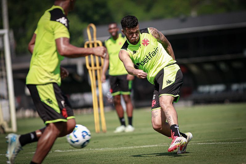 Carille pode ter novidades no Vasco para duelo diante do Sport pelo Brasileiro