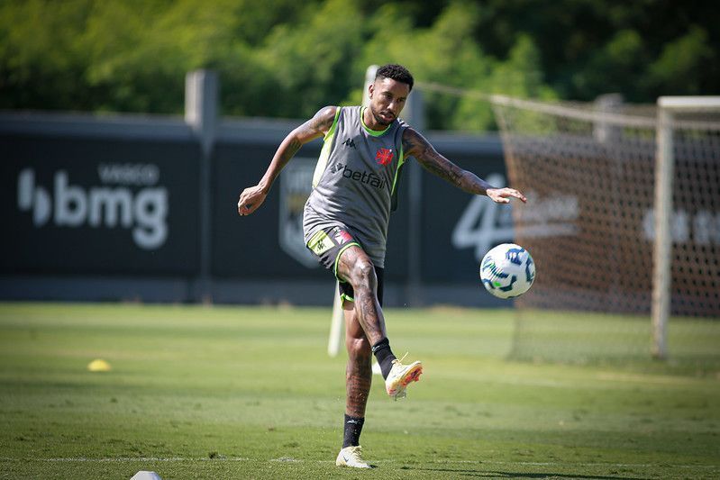 Contra o Cruzeiro, Vasco tentará a primeira vitória fora de casa no Brasileiro